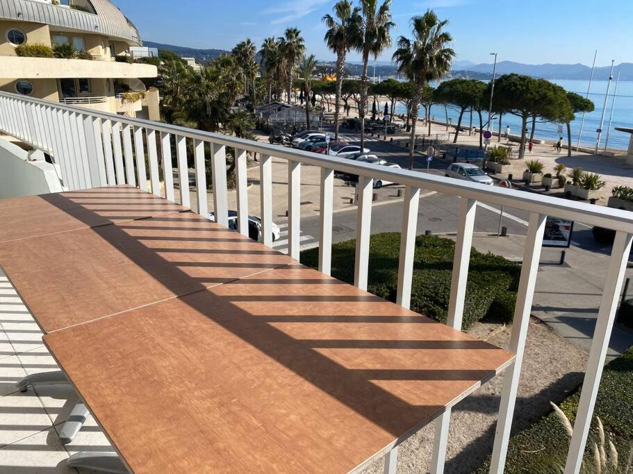 T3 Sur La Plage Vue Feerique Mer,Wifi, Parking Inclus , Clim Λα Σιοτά Εξωτερικό φωτογραφία