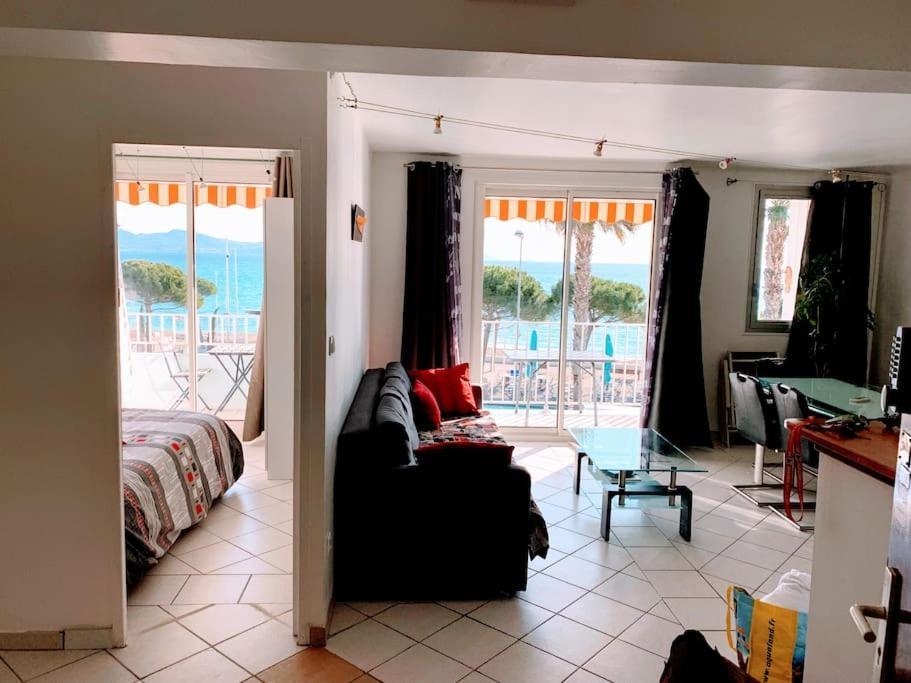 T3 Sur La Plage Vue Feerique Mer,Wifi, Parking Inclus , Clim Λα Σιοτά Εξωτερικό φωτογραφία